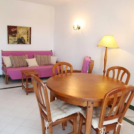 Apartamento Dos Salgados Apartment